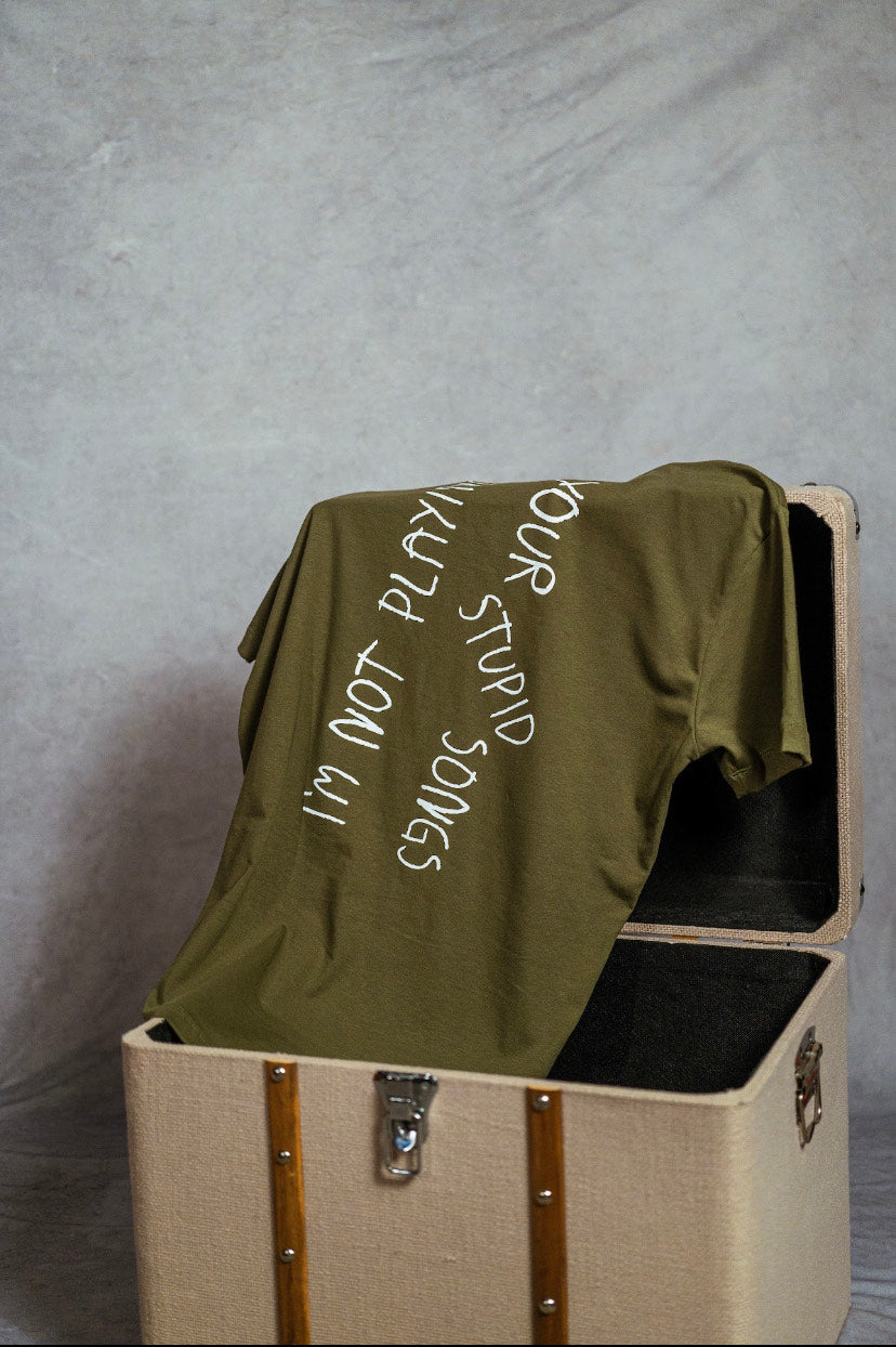 Camiseta I'm Not Playing Verde Militar